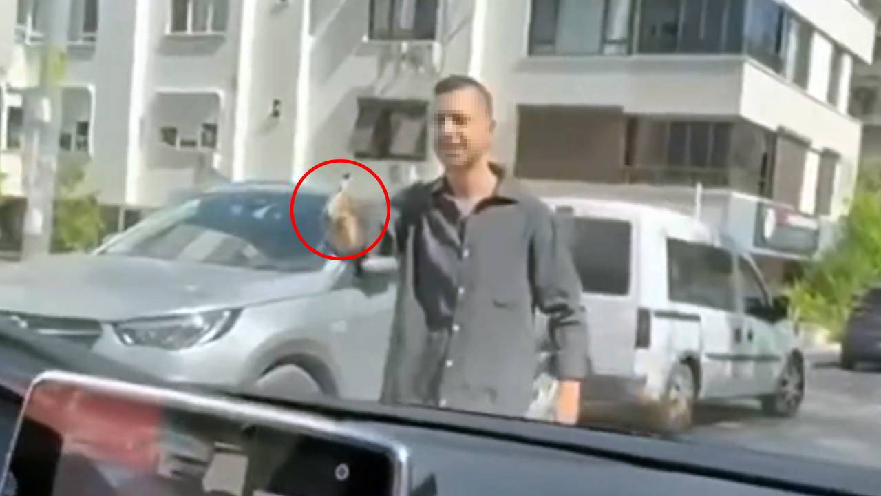 Antalya’da Trafikte Silahlı Tehdit: Gözaltına Alındı!