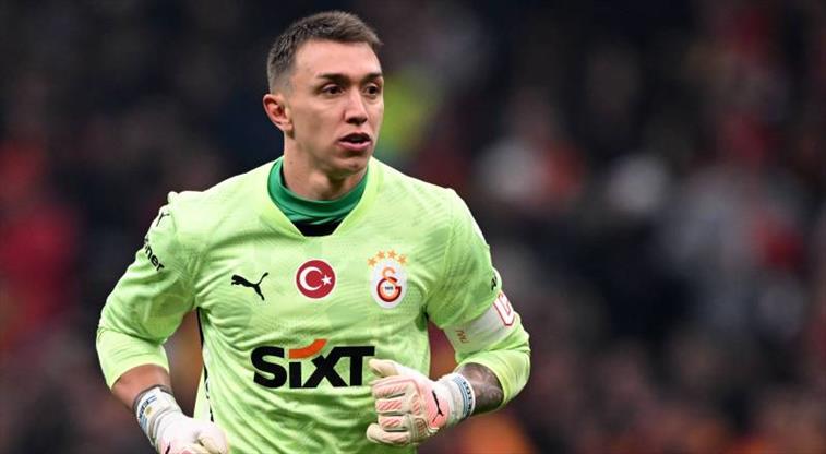 Muslera’nın Yeni Adresi Belli Oldu: Estudiantes ile Anlaştı